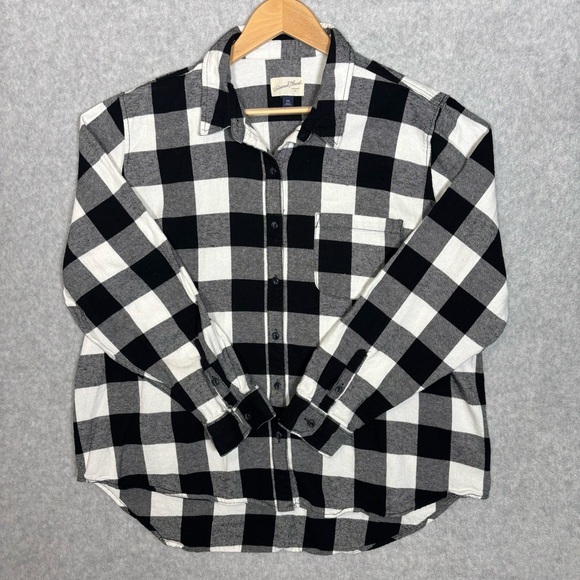 Universal Thread Button-Up Buffalo Check Flannel Shirt-Black/White-Women XXL - Picture 2 of 5